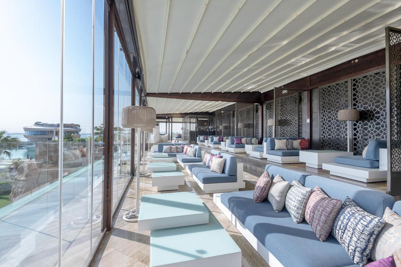 Four Seasons Hotel Доха Екстериор снимка The Sky Bar