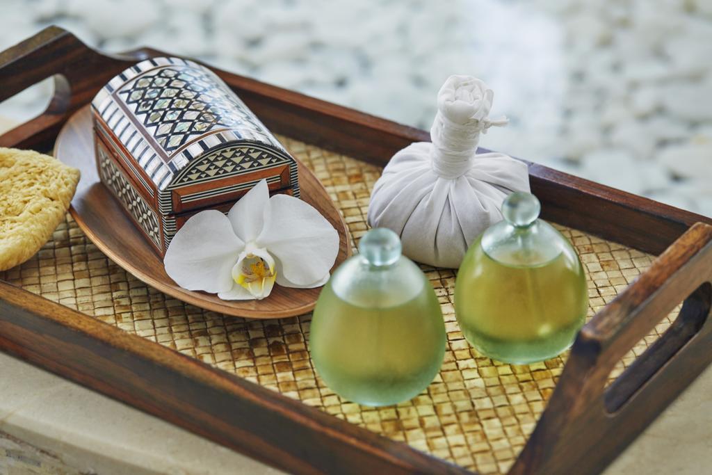 Four Seasons Hotel Доха Екстериор снимка Thai spa