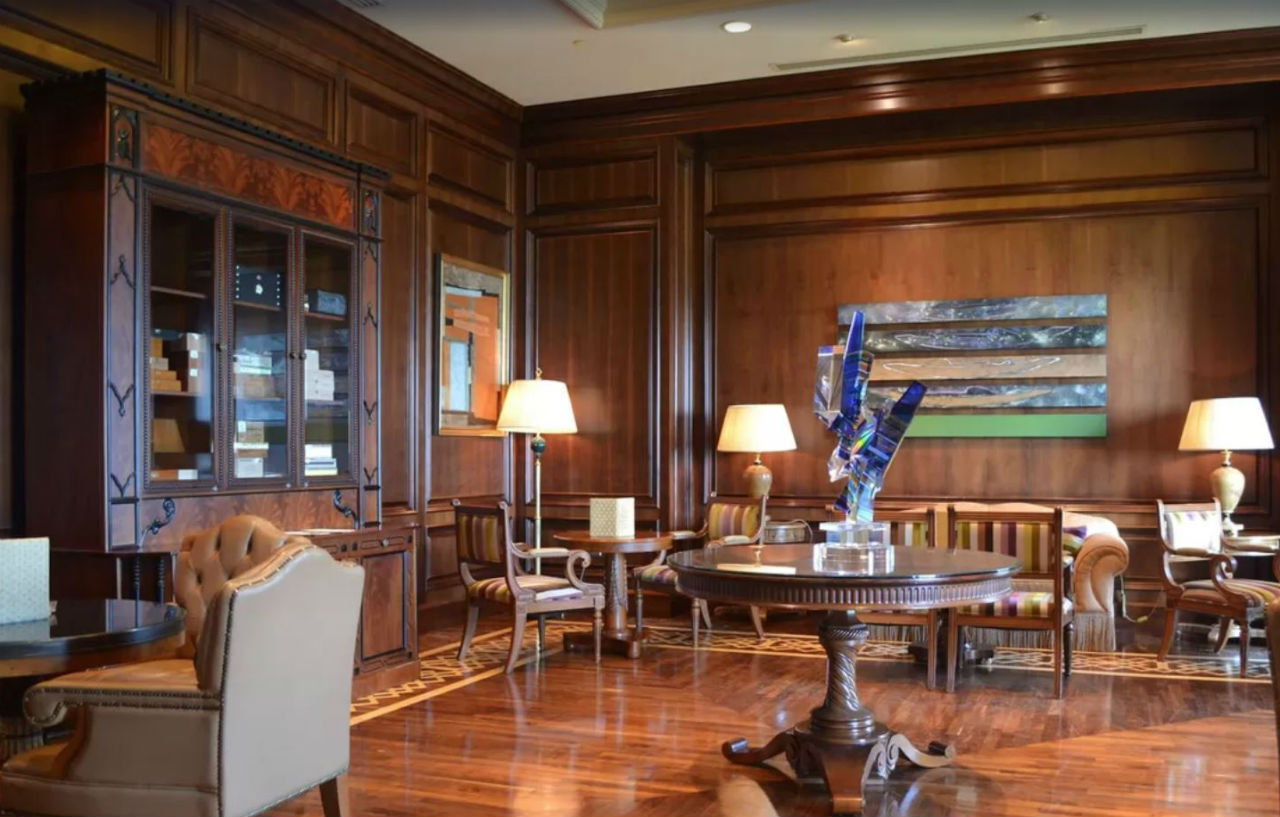 Four Seasons Hotel Доха Екстериор снимка The library at the Ritz-Carlton, Laguna Niguel